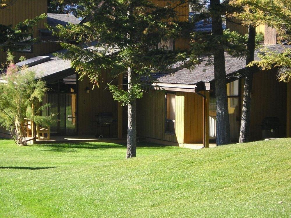 Fairmont Villas Mountainside Fairmont Hot Springs Exterior photo